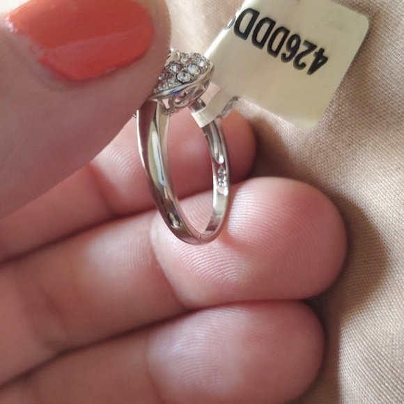 STERLING SWAROVSKI SAPPHIRE RING - Picture 4 of 4